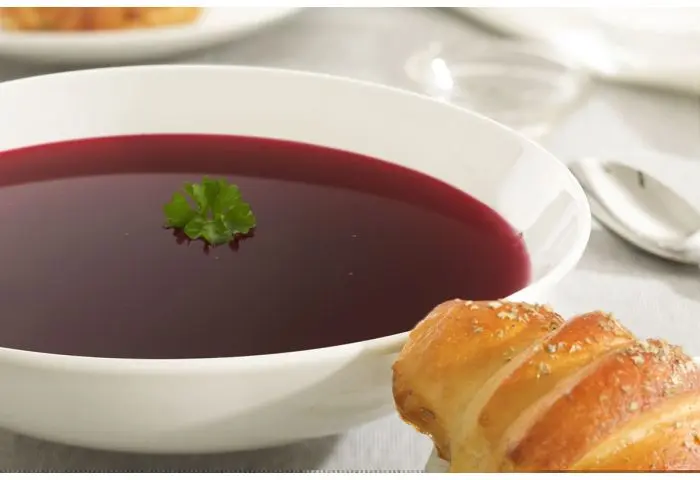 Barszcz czerwony z pasztecikiem, 10 porcji (3 litry)