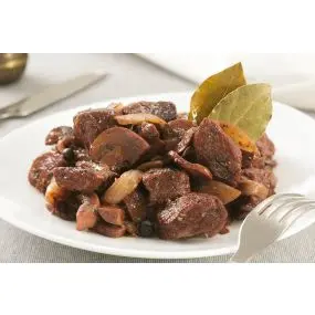 Gulasz wołowy na czerwonym winie i porto, 5 porcji (750 g)